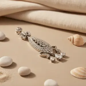 Elegante Collar con Colgante de Diamantes de Plata para Mujer, Regalo Perfecto - Product Image 2