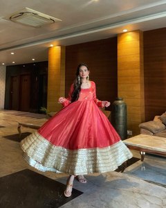 Salwar/Vestido de Fiesta de Invierno de Piel Sintética de Primera Calidad, Diseño de Alta Costura, Estilo de Actriz de Televisión, Hermoso y Elegante - Product Image 5