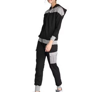 Color Block Negro Gris Cargo Bolsillos Estilo Conjunto de dos piezas Ropa casual Ropa de calidad superior Hecho Mujeres Jogging Wear Chándales - Product Image 1