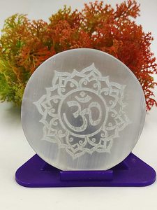 Tấm Sạc Selenite Khắc Biểu Tượng Ohm Cho Reiki Chữa Bệnh Và Pha Lê Phong Thủy. - Product Image 6