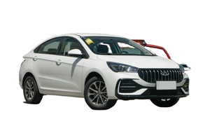 Auto Compacto Económico 2025, Sedán Manual de 1.5L, Volante a la Izquierda, Pantalla Táctil LCD de 9 Pulgadas - Product Image 4