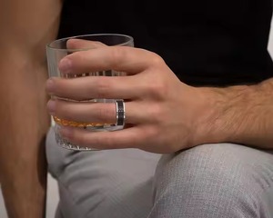 Anillo DE BODA único de oro blanco de 14 quilates para hombre, anillo de eternidad enjoyado con brillo de diamante negro para anillos finos de aniversario Vermeil - Product Image 5