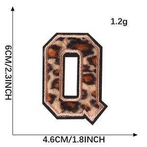 Vente en gros de patchs en chenille presse à chaud alphabet 26 pièces ensemble broderie au fer patchs en chenille initiale pour chemise - Product Image 3