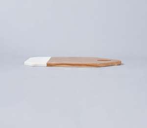 Ensemble de service à salade exclusif en corne naturelle et résine, manche en feuille blanche en chevron, ustensiles de cuisine de luxe, vaisselle de designer haut de gamme - Product Image 3