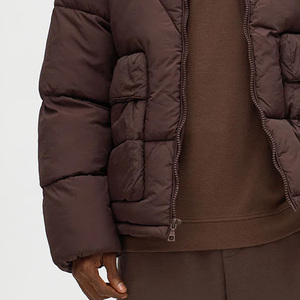 Blouson matelassé avec impression de logo personnalisée de haute qualité, prix bas, collection d'hiver, vêtements décontractés quotidiens, designs tendance 2026 - Product Image 3