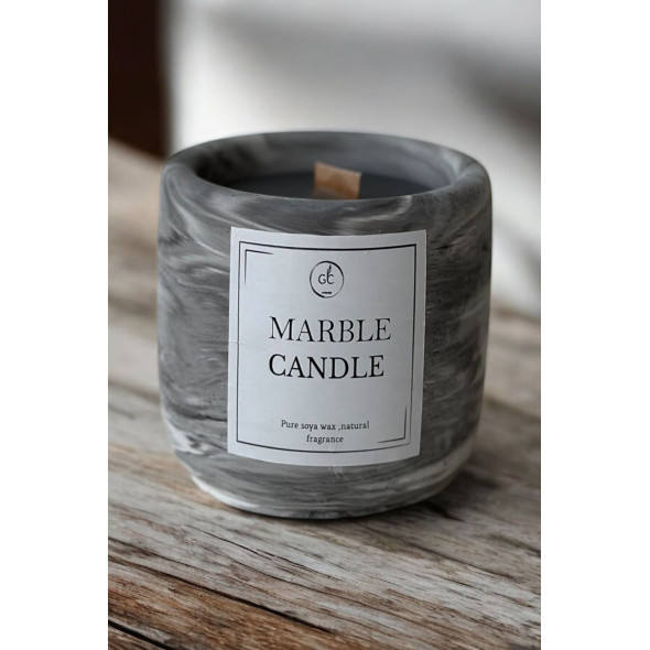 มีสีสัน