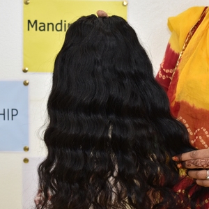 100% Natural Black Color Best Quality Wavy Virgin Indian Human Hair <b>Extensions</b> <b>Cheap</b> Double Weft Vendor Machine Machine Wavy - Product Image 6