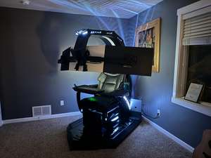 IMPERATOR GM-520 GIMI Gaming-Cockpit-Sessel, Zero-Gravity-Arbeitsplatzsessel mit Liegefunktion, Geeignet für Fünf Monitore, Neigbares Rig, VR - Product Image 5