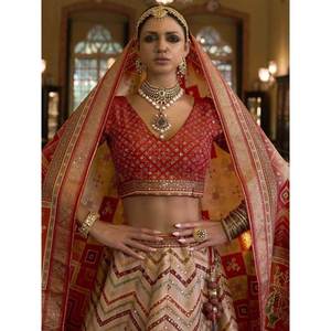 ชุดแต่งงานผ้าไหมราชวัดีสีส้ม งานปักกระจก ชุดเลเฮนกาโชลี - Product Image 2