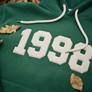 Sweat à capuche en molleton de coton vert forêt, patch en chenille vintage, broderie 3D, tie-dye, 1998, surdimensionné, poignets rayés, écologique - Product Image 6