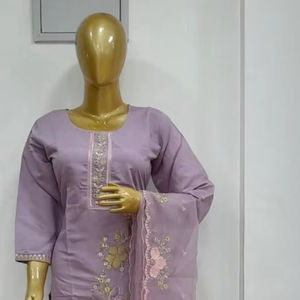 Vestido informal de mujer Último diseño Kurti Pant y Dupatta con trabajo manual Precio de fábrica Cintura natural Característica lavable - Product Image 1