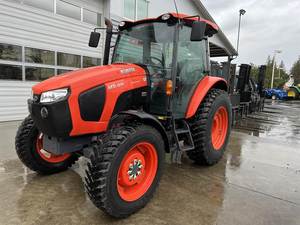 Tractores Agrícolas Multifuncionales Kubota M70, Diésel de 4 Cilindros, Tracción en las 4 Ruedas 4x4, Mini Tractor con Cargador Frontal de Cangilones - Product Image 3