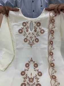 Conjunto de Kurti y Pantalón de Rayón para Mujer, Calidad Premium, con Bordado, Corte Elegante, Diseño de Moda, Hecho en India - Product Image 4