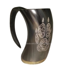 Jarra de cerveza vikinga Artesanía de lujo hecha a mano Último diseño Taza de cuerno para beber Precio al por mayor Exportación lista - Product Image 1