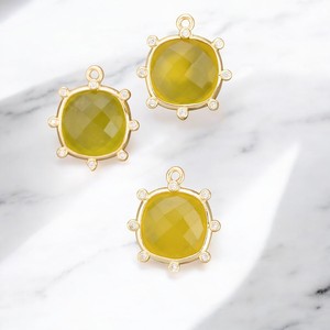 Pierre précieuse de calcédoine jaune en forme de coussin en argent 925 en vrac avec pendentif à breloques CZ - Product Image 1