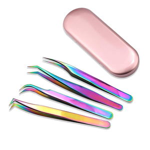 Pinzas para pestañas con revestimiento multicolor de primera calidad, ideales para artistas profesionales de pestañas y entusiastas del maquillaje - Product Image 1