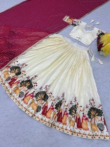 Acabado Premium Smooth Touch Dola Silk Lehenga Choli Set con diseño de estilo completo y Fox Georgette Dupatta para festivales y eventos - Product Image 5