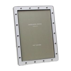 Classic Designer Metal <b>Photo</b> <b>Frame</b> For Traditional Tabletop Decoration With Timeless Appeal And Metallic Texture - Product Image 6