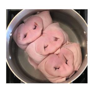 Múltiples narices de cerdo congeladas para uso culinario - Product Image 5