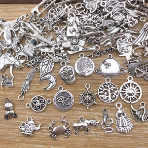 Incraftables 100pcs Charms pour la fabrication de bijoux en gros pour le bricolage en vrac Charms assortis - Product Image 1