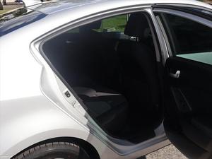 Kia Forte LX Sedán 2018, Modelo LX, Motor Turbo de 8L, Opciones de Caja de Cambios Automática y Manual, Tamaños de Neumáticos R16, Asientos de Cuero, Luz - Product Image 4