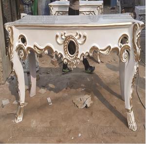 Elegante Mesa Consola de Madera para Decoraciones de Escenarios de Boda por Shobha Jain Impex - Product Image 3