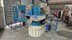 Haute efficacité nouveau look anneau Die moulin à granulés de bois Machine biomasse combustible faisant la machine à granulés de bois à vendre - Product Image 3