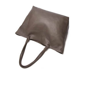 Sacs fourre-tout en cuir pour femmes de haute qualité, très demandés, confortables, prix abordable, logo/designs personnalisés, Hamid International HI-WTV-021 - Product Image 2