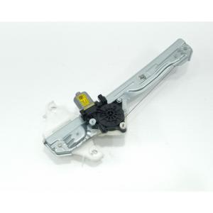 VENTANILLA TRASERA ELÉCTRICA IZQUIERDA HYUNDAI Kona Serie 83401-J9000 (17>) - Product Image 1
