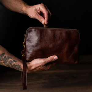 Bolso de Mano de Cuero Formal Táctico Premium para Exteriores, Diseño Elegante, Cierre de Cremallera Seguro, Organizador, Estilo para Viajes, Negocios y Uso Diario - Product Image 3