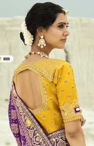 Saree en soie pure Georgette douce avec travail à la main pour mariages indiens et pakistanais Travail lourd élégant pour les occasions. - Product Image 3