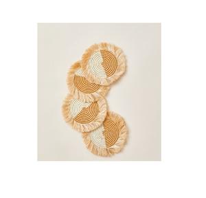 Ensemble de 4 sous-verres en raphia naturel faits à la main pour le café, le thé, l'eau, les verres, les tasses sur la table à manger, décoration - Product Image 1