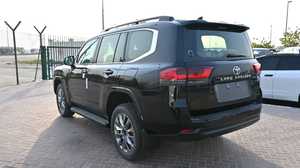 NUEVO TOYOTA LAND CRUISER 2022, 0 KM, 7 PLAZAS, 6 CILINDROS, 400-499 HP, TRANSMISIÓN AUTOMÁTICA - Product Image 2