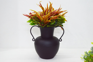 Vase à fleurs de couleur antique enduit de poudre de fantaisie de qualité supérieure avec poignées de créateur Vase de style luxueux pour la maison de luxe Style vintage - Product Image 2