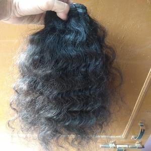 Vente en gros d'extensions de cheveux ondulés naturels cambodgiens 100% paquets de cheveux humains indiens à cuticule alignée vendeurs de cheveux bouclés bruts - Product Image 1