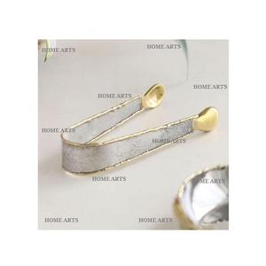 Pince à gâteau en laiton au design antique Qualité exclusive Taille et forme personnalisées pour les fêtes à des prix économiques - Product Image 1