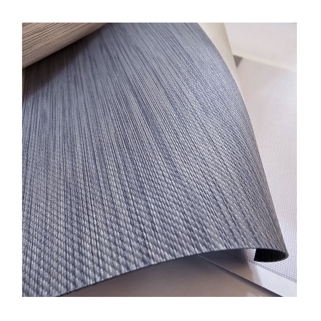 สีเทาเข้ม