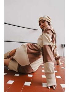 2025 haute qualité été en gros personnalisé Shorts ensemble femmes deux pièces col rond à capuche et Shorts ensembles vêtements pour femmes - Product Image 5