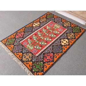 Tapis d'appoint vintage Kilim 3,4x4,7 pi (104x144 cm), tapis turc en laine rouge persan - Product Image 2
