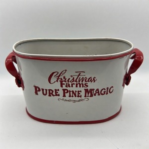 Jardinière de Noël rustique Santas Grove en métal robuste pour exposer les verts d'hiver et créer un coin de jardin magique - Product Image 4