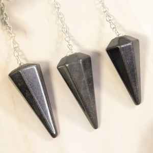 Péndulo de cristal de Aventurina verde Natural más vendido para Reiki, curación de Chakras y radiestesia piedra preciosa hecha a mano con cadena - Product Image 6