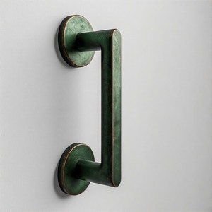 OpulaHold Grand Entry Pull Manija de puerta antigua de latón macizo vintage de lujo con elegante grabado floral para decoración clásica del hogar - Product Image 2