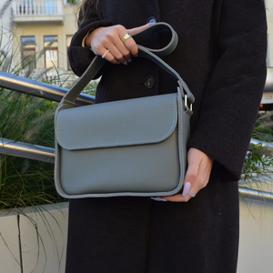 Sac à bandoulière vintage en cuir pour femmes Nouveau LCBB-0198 à longue sangle en cuir végétalien Fermeture à glissière - Product Image 1