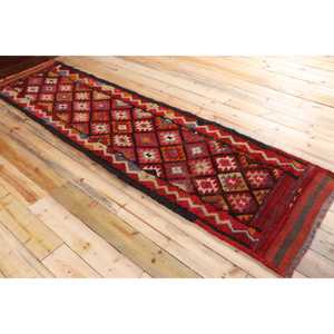 พรมเฮอร์กีขนาด 2.5x9.6 ฟุต, พรมวินเทจตุรกี, พรมโมร็อกโกสีแดงดำ - Product Image 4