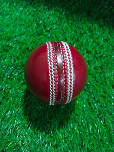 Pelota de Críquet de Cuero de Alta Calidad con Costura Resistente para Entrenamiento en Interiores y Exteriores, Coaching y Críquet Escolar - Product Image 2