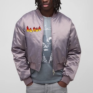 Chaqueta universitaria de satén brillante recortada personalizada de nailon 100% al por mayor para hombre chaqueta universitaria ligera con logotipo bordado personalizado para hombre - Product Image 1