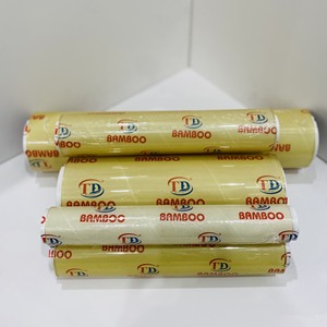 พร้อมจัดส่ง ฟิล์มถนอมอาหาร PVC สำหรับบรรจุภัณฑ์อาหาร ชนิดยืดห่อได้ เกรดอาหาร ขนาดจัมโบ้โรล - Product Image 3