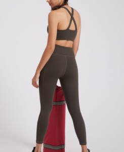 Ensemble de yoga et d'entraînement personnalisé, vêtements de sport pour femmes, pantalon de yoga nu à taille haute pour les hanches, sous-vêtements, soutien-gorge pour l'exercice et la course - Product Image 5