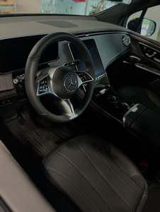 Mercedes-Benz EQE 350 4MATIC 2025 Seminuevo - Product Image 3