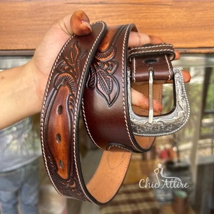 เข็มขัดหนังแท้สไตล์ตะวันตกแบบเต็มรูปแบบเข็มขัดเข็มขัดสลักลายนูนพร้อมหัวเข็มขัดคาวบอยแบบแฮนด์เมด - Product Image 1